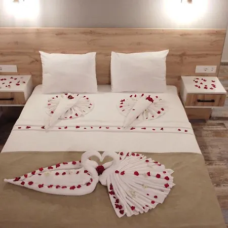 Trakheia Hotel